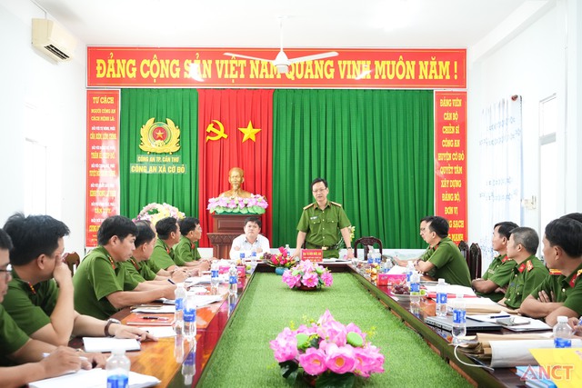 TP. Cần Thơ: Giữ vững thế chủ động trong thực hiện nhiệm vụ tại Công an xã- Ảnh 5. TP. Cần Thơ: Giữ vững thế chủ động trong thực hiện nhiệm vụ tại Công an xã- Ảnh 5.