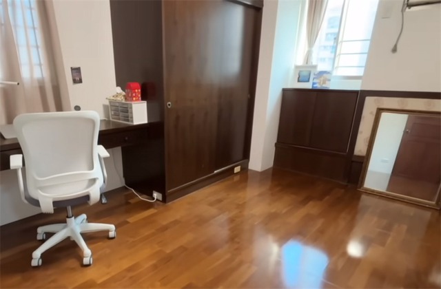 Trố mắt trước căn hộ tinh tươm của người phụ nữ trung niên: "Thần chú" ít đồ, việc nhà tự động giảm một nửa!- Ảnh 16. Trố mắt trước căn hộ tinh tươm của người phụ nữ trung niên: "Thần chú" ít đồ, việc nhà tự động giảm một nửa!- Ảnh 16.