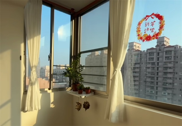 Trố mắt trước căn hộ tinh tươm của người phụ nữ trung niên: "Thần chú" ít đồ, việc nhà tự động giảm một nửa!- Ảnh 6. Trố mắt trước căn hộ tinh tươm của người phụ nữ trung niên: "Thần chú" ít đồ, việc nhà tự động giảm một nửa!- Ảnh 6.