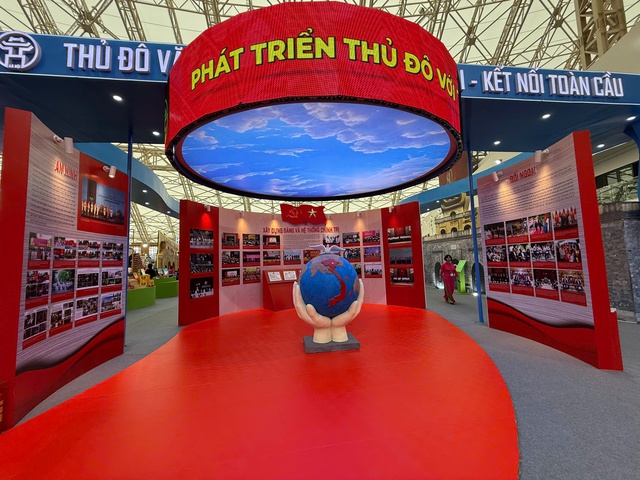 Thủ đô Hà Nội văn hiến, anh hùng – 80 năm hành trình cùng đất nước- Ảnh 4. Thủ đô Hà Nội văn hiến, anh hùng – 80 năm hành trình cùng đất nước- Ảnh 4.