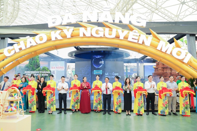 Đà Nẵng tham gia Triển lãm Thành tựu Đất nước- Ảnh 1. Đà Nẵng tham gia Triển lãm Thành tựu Đất nước- Ảnh 1.