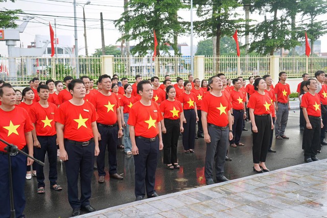 Hưng Yên: Tổ chức Lễ chào cờ toàn tỉnh “Tôi yêu Tổ quốc, quê hương tôi”- Ảnh 6. Hưng Yên: Tổ chức Lễ chào cờ toàn tỉnh “Tôi yêu Tổ quốc, quê hương tôi”- Ảnh 6.