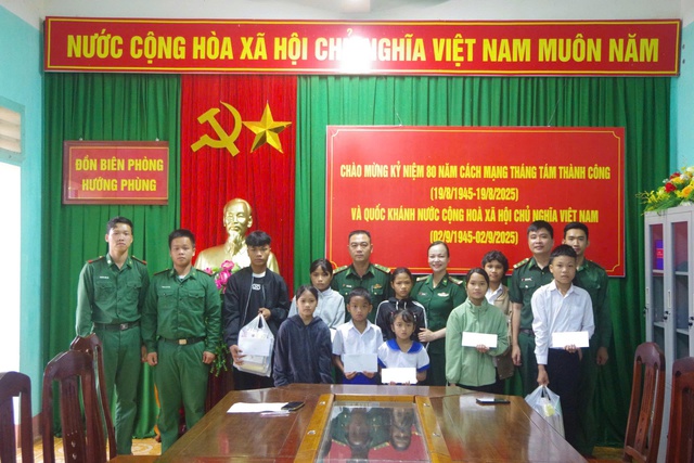 Đồn Biên phòng Hướng Phùng: Lan tỏa những việc làm nhân văn nơi biên cương- Ảnh 2. Đồn Biên phòng Hướng Phùng: Lan tỏa những việc làm nhân văn nơi biên cương- Ảnh 2.