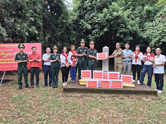 Đồn Biên phòng Hướng Phùng: Lan tỏa những việc làm nhân văn nơi biên cương- Ảnh 4. Đồn Biên phòng Hướng Phùng: Lan tỏa những việc làm nhân văn nơi biên cương- Ảnh 4.