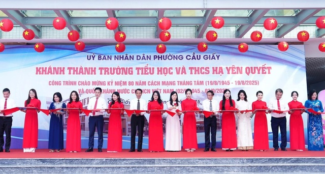 Cầu Giấy (Hà Nội): Khánh thành Trường Tiểu học và THCS Hạ Yên Quyết- Ảnh 1. Cầu Giấy (Hà Nội): Khánh thành Trường Tiểu học và THCS Hạ Yên Quyết- Ảnh 1.