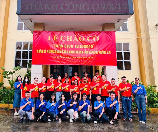 Hưng Yên: Tuổi trẻ Phường Trần Lãm, nhiệt huyết hết mình vì cộng đồng- Ảnh 7. Hưng Yên: Tuổi trẻ Phường Trần Lãm, nhiệt huyết hết mình vì cộng đồng- Ảnh 7.