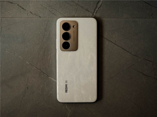 Mẫu điện thoại “dị nhân” phân khúc 5 triệu vừa ra mắt: Màn hình đã 6.9inch lại còn 144Hz, pin khổng lồ 7.000 mAh- Ảnh 1. Mẫu điện thoại “dị nhân” phân khúc 5 triệu vừa ra mắt: Màn hình đã 6.9inch lại còn 144Hz, pin khổng lồ 7.000 mAh- Ảnh 1.