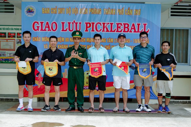 BĐBP TP Cần Thơ giao lưu thi đấu Pickleball chào mừng Quốc khánh 2/9- Ảnh 2. BĐBP TP Cần Thơ giao lưu thi đấu Pickleball chào mừng Quốc khánh 2/9- Ảnh 2.