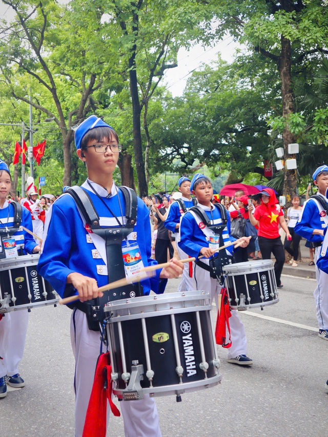 Đoàn nhạc kèn học sinh Trường THCS Võ Thành Trang: Mang giai điệu tuổi trẻ hòa nhịp khí thế Quốc khánh 2/9- Ảnh 4. Đoàn nhạc kèn học sinh Trường THCS Võ Thành Trang: Mang giai điệu tuổi trẻ hòa nhịp khí thế Quốc khánh 2/9- Ảnh 4.