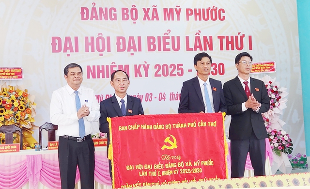 Giám đốc Sở VH, TT & DL TP Cần Thơ: Chỉ đạo Đại hội đại biểu Đảng bộ xã Mỹ Phước- Ảnh 3. Giám đốc Sở VH, TT & DL TP Cần Thơ: Chỉ đạo Đại hội đại biểu Đảng bộ xã Mỹ Phước- Ảnh 3.