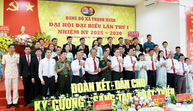 Chủ tịch Quốc hội Trần Thanh Mẫn dự và phát biểu chỉ đạo Đại hội đại biểu Đảng bộ xã Thạnh Xuân, thành phố Cần Thơ- Ảnh 7. Chủ tịch Quốc hội Trần Thanh Mẫn dự và phát biểu chỉ đạo Đại hội đại biểu Đảng bộ xã Thạnh Xuân, thành phố Cần Thơ- Ảnh 7.