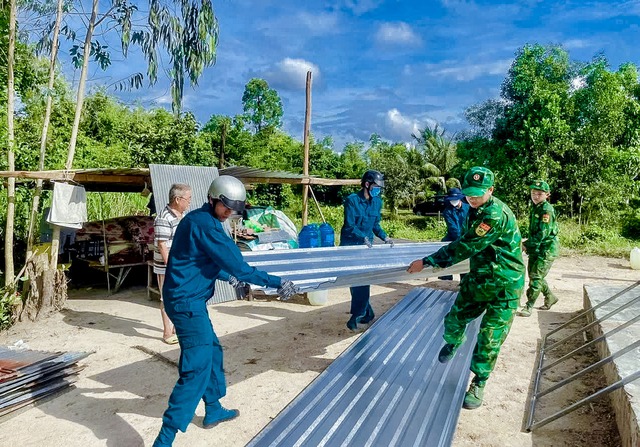 Biên phòng An Giang đẩy mạnh chiến dịch Thanh niên tình nguyện hè- Ảnh 2.