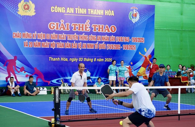 Công an tỉnh Thanh Hóa: Tổ chức giải thể thao chào mừng kỷ niệm 80 năm Ngày truyền thống CAND- Ảnh 3. Công an tỉnh Thanh Hóa: Tổ chức giải thể thao chào mừng kỷ niệm 80 năm Ngày truyền thống CAND- Ảnh 3.