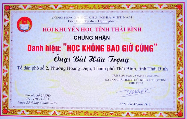 Hưng Yên: Người giữ “báu vật” làng và tinh thần học tập suốt đời- Ảnh 4. Hưng Yên: Người giữ “báu vật” làng và tinh thần học tập suốt đời- Ảnh 4.