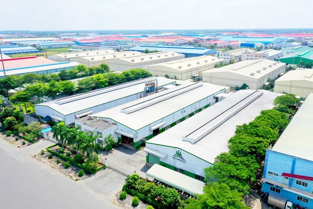 Giá thuê nhà kho xây sẵn phía Nam đạt gần 5 USD/m2 mỗi tháng- Ảnh 1. Giá thuê nhà kho xây sẵn phía Nam đạt gần 5 USD/m2 mỗi tháng- Ảnh 1.