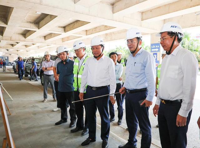 Nghệ An: Đẩy nhanh tiến độ các dự án tại Cảng hàng không quốc tế Vinh- Ảnh 2.
