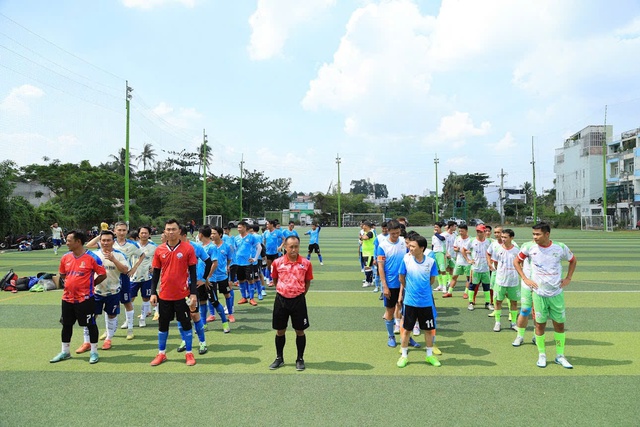 QNG: 10 năm - một chặng đường của nghĩa tình, đoàn kết và phát triển- Ảnh 5. QNG: 10 năm - một chặng đường của nghĩa tình, đoàn kết và phát triển- Ảnh 5.