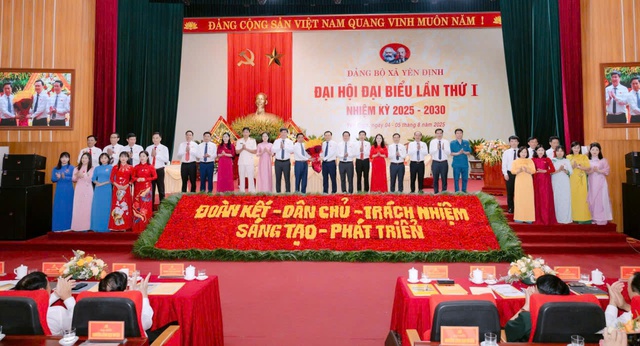 Thanh Hóa: Đảng bộ xã Yên Định tổ chức Đại hội đại biểu Đảng bộ lần thứ nhất- Ảnh 6.