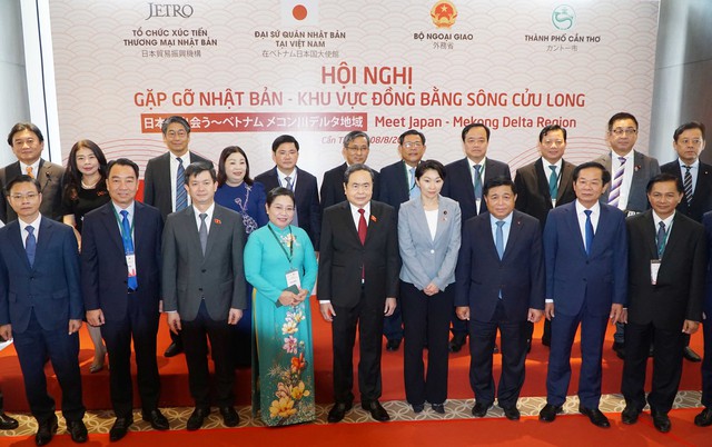 Chủ tịch Quốc hội Trần Thanh Mẫn dự Hội nghị xúc tiến đầu tư “Gặp gỡ Nhật Bản - khu vực ĐBSCL” tại TP Cần Thơ- Ảnh 5.