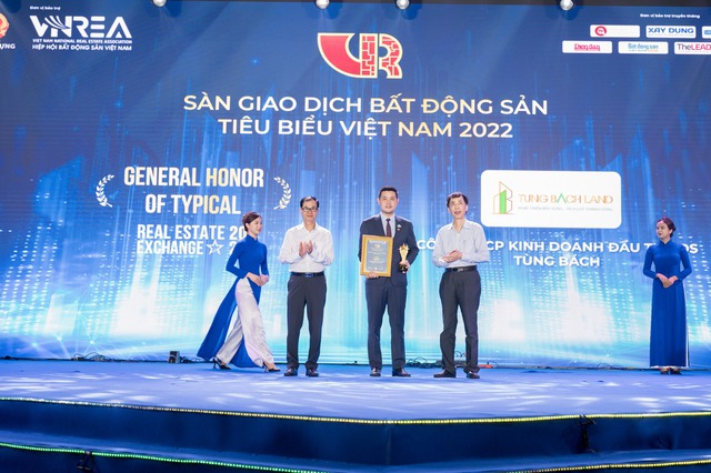 Tùng Bách Land - 4 năm liên tiếp gây tiếng vang lớn với giải thưởng uy tín ngành bất động sản- Ảnh 1. Tùng Bách Land - 4 năm liên tiếp gây tiếng vang lớn với giải thưởng uy tín ngành bất động sản- Ảnh 1.