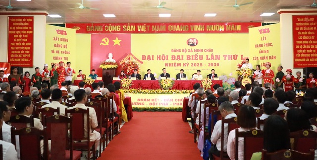 Quyết tâm xây dựng xã đảo Minh Châu “xanh - văn minh - hạnh phúc”- Ảnh 1. Quyết tâm xây dựng xã đảo Minh Châu “xanh - văn minh - hạnh phúc”- Ảnh 1.