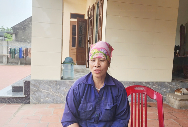 Hưng Yên: Người phụ nữ tần tảo và tình yêu mãnh liệt với cây lúa- Ảnh 1. Hưng Yên: Người phụ nữ tần tảo và tình yêu mãnh liệt với cây lúa- Ảnh 1.