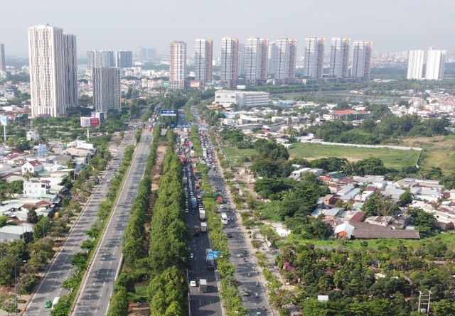 TP.HCM: Đề xuất hai phương án áp dụng bảng giá đất 2026- Ảnh 1. TP.HCM: Đề xuất hai phương án áp dụng bảng giá đất 2026- Ảnh 1.