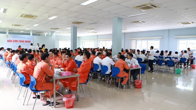 Thanh Hóa: Công ty Nhiệt điện Nghi Sơn tổ chức “Bữa cơm Công đoàn”- Ảnh 1.