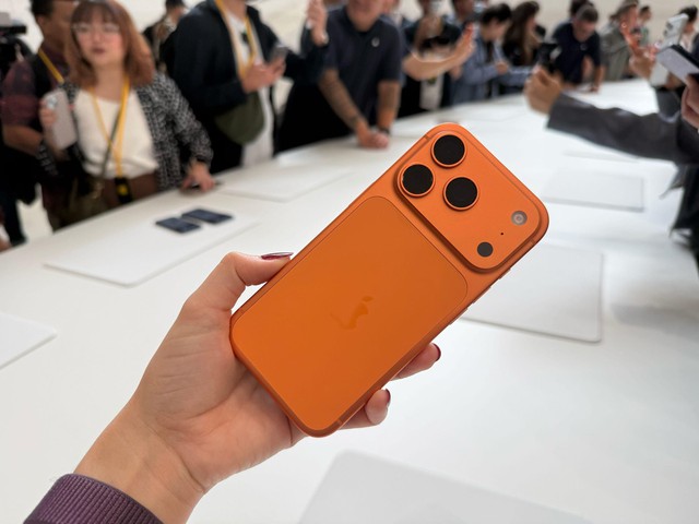 Đang rủng rỉnh tiền, năm nay người dùng Việt Nam mua iPhone 17 loại nào là “khôn ngoan” nhất?- Ảnh 3. Đang rủng rỉnh tiền, năm nay người dùng Việt Nam mua iPhone 17 loại nào là “khôn ngoan” nhất?- Ảnh 3.