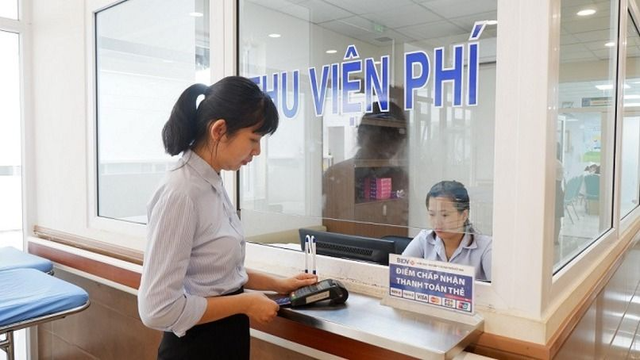 Hà Nội: 100% cơ sở khám chữa bệnh áp dụng thanh toán viện phí không dùng tiền mặt- Ảnh 1. Hà Nội: 100% cơ sở khám chữa bệnh áp dụng thanh toán viện phí không dùng tiền mặt- Ảnh 1.