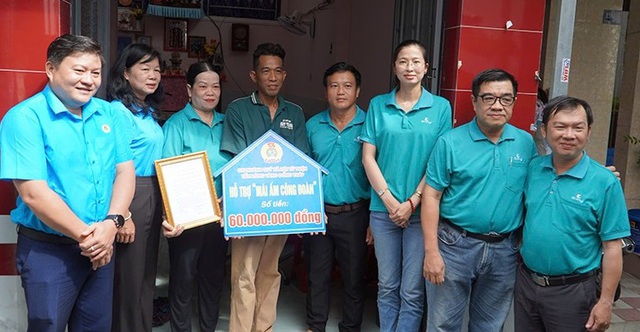 Quỹ Xã hội Cỏ May: Điểm tựa cho người khó khăn, đồng hành cùng sinh viên hiếu học- Ảnh 1. Quỹ Xã hội Cỏ May: Điểm tựa cho người khó khăn, đồng hành cùng sinh viên hiếu học- Ảnh 1.