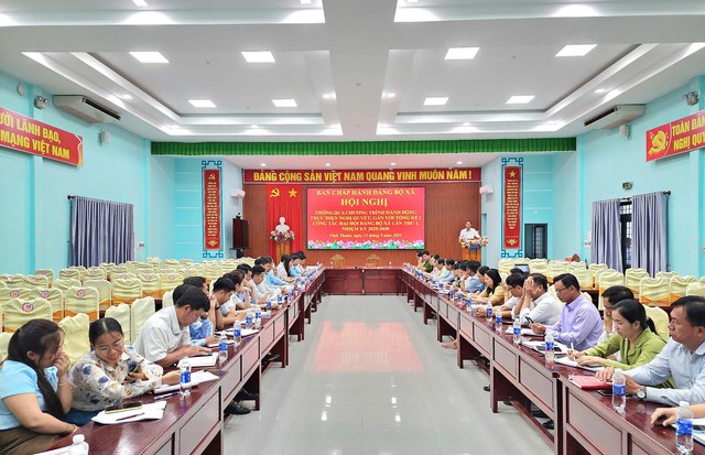 Xã Vĩnh Thuận: Quyết tâm đưa Nghị quyết Đại hội Đảng bộ xã lần thứ I vào cuộc sống- Ảnh 6.