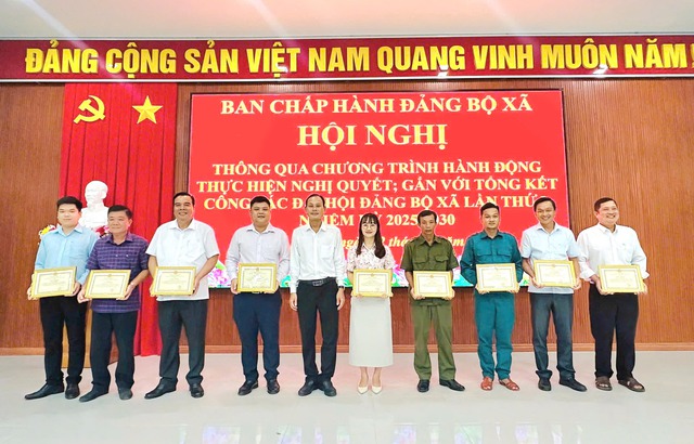 Xã Vĩnh Thuận: Quyết tâm đưa Nghị quyết Đại hội Đảng bộ xã lần thứ I vào cuộc sống- Ảnh 8.