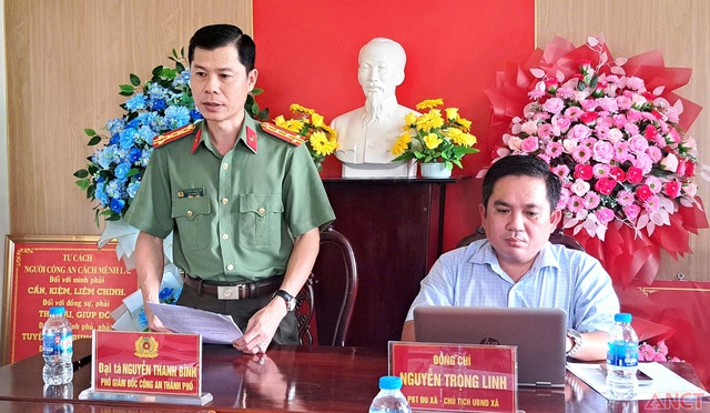 Lãnh đạo Công an TP Cần Thơ kiểm tra các mặt công tác tại Công an xã Thạnh Xuân- Ảnh 4.