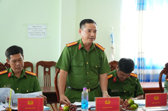 Lãnh đạo Công an TP Cần Thơ làm việc với Công an xã An Ninh- Ảnh 4.