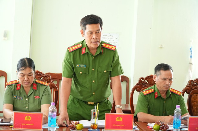 Lãnh đạo Công an TP Cần Thơ làm việc với Công an xã An Ninh- Ảnh 5.