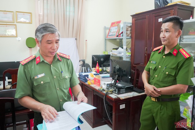 Công an TP. Cần Thơ: Kiểm tra toàn diện tại Công an xã Trường Long- Ảnh 5.