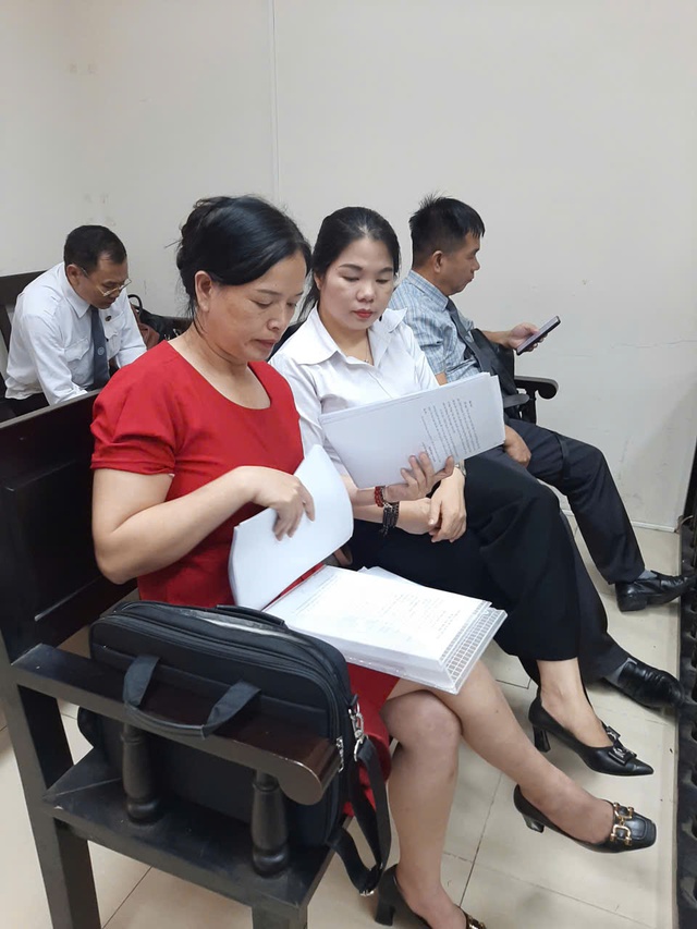 Đề cao thượng tôn pháp luật, góp phần kiến tạo nền Tư pháp ổn định và bền vững
- Ảnh 3. Đề cao thượng tôn pháp luật, góp phần kiến tạo nền Tư pháp ổn định và bền vững
- Ảnh 3.