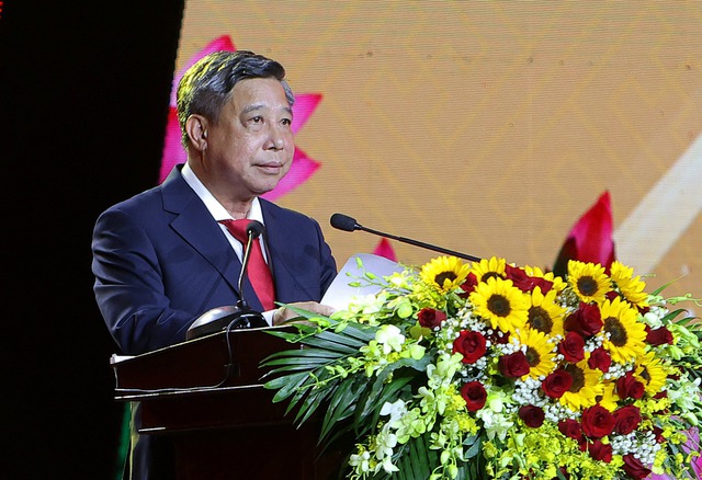 TP Cần Thơ họp mặt kỷ niệm 80 năm Cách mạng Tháng Tám thành công và Quốc khánh 2/9- Ảnh 3. TP Cần Thơ họp mặt kỷ niệm 80 năm Cách mạng Tháng Tám thành công và Quốc khánh 2/9- Ảnh 3.