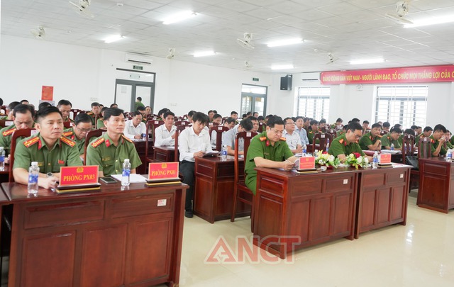 Quyết tâm xây dựng 20% địa bàn xã, phường không ma túy năm 2025 trên địa bàn TP Cần Thơ - Ảnh 1. Quyết tâm xây dựng 20% địa bàn xã, phường không ma túy năm 2025 trên địa bàn TP Cần Thơ - Ảnh 1.