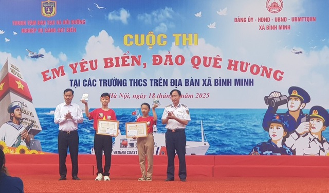 Sôi nổi Cuộc thi “Em yêu biển, đảo quê hương” tại các trường THCS trên địa bàn xã Bình Minh- Ảnh 4.