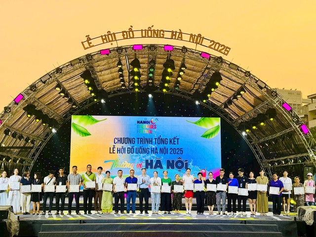 Lễ hội Đồ uống Hà Nội 2025 đã thu hút hơn 20.000 lượt khách đến tham quan, trải nghiệm- Ảnh 1. Lễ hội Đồ uống Hà Nội 2025 đã thu hút hơn 20.000 lượt khách đến tham quan, trải nghiệm- Ảnh 1.