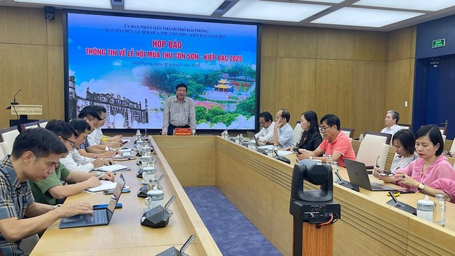 Lễ hội mùa Thu Côn Sơn - Kiếp Bạc: Quy mô lớn nhất, khẳng định tầm vóc di sản- Ảnh 1.