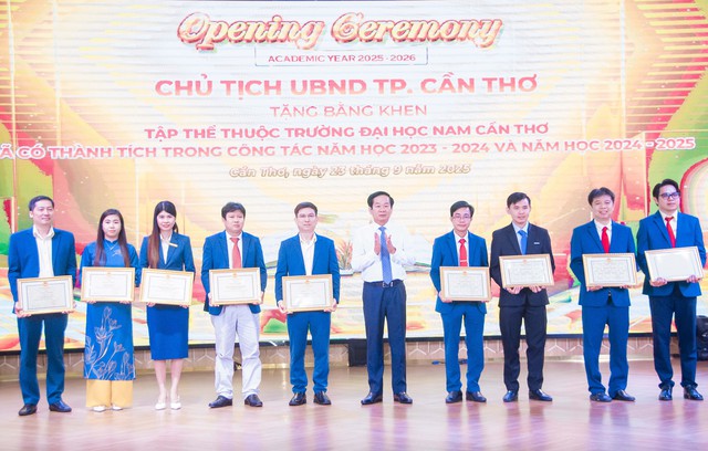 Trường Đại học Nam Cần Thơ khai giảng năm học 2025-2026- Ảnh 3.