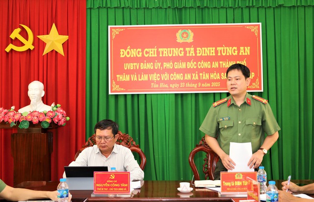 Phó Giám đốc Công an TP Cần Thơ làm việc với Công an xã Tân Hòa- Ảnh 4.
