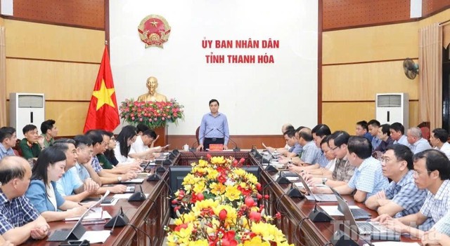 Thanh Hóa: Chủ tịch UBND tỉnh chỉ đạo công tác ứng phó với siêu bão RAGASA- Ảnh 1.
