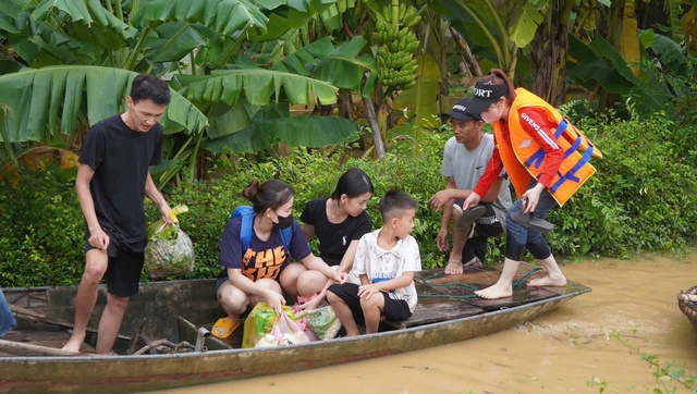 Thanh Hóa: Chủ tịch UBND tỉnh chỉ đạo công tác ứng phó với siêu bão RAGASA- Ảnh 3.