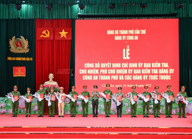 Cần Thơ: Công bố quyết định chỉ định UBKT Đảng ủy Công an thành phố- Ảnh 4.