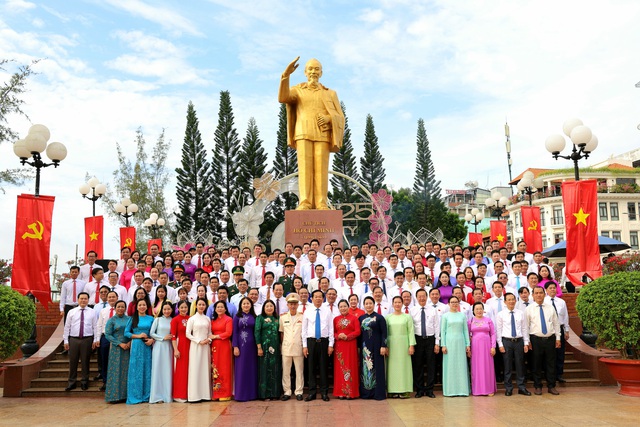 Khai mạc phiên trù bị Đại hội đại biểu Đảng bộ TP Cần Thơ lần thứ I, nhiệm kỳ 2025-2030- Ảnh 5.