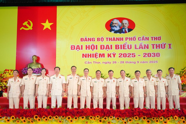 Công an TP Cần Thơ góp phần vào thành công của Đại hội Đảng bộ TP Cần Thơ lần thứ I- Ảnh 7.